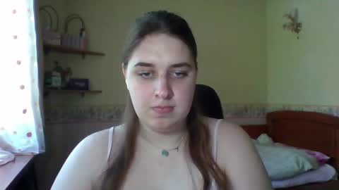 Snapshot of hess_luna_ chatting on 06-05-26, 09:04 hess_luna_ online show from 06-05-26, 09:04