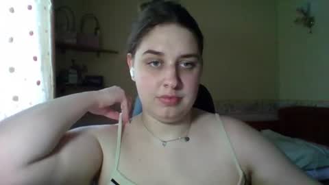 Snapshot of hess_luna_ chatting on 06-10-26, 09:08 hess_luna_ online show from 06-10-26, 09:08