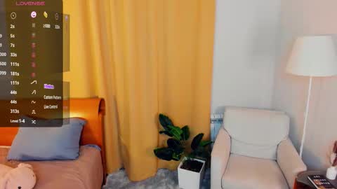 Linda online show from 12-20-25, 07:54