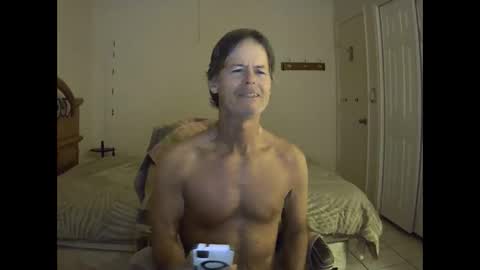 hewes1 online show from 02-12-26, 09:04