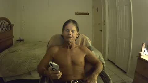 Snapshot of hewes1 chatting on 03-05-26, 02:07 hewes1 online show from 03-05-26, 02:07