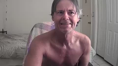 Snapshot of hewes1 chatting on 03-18-26, 08:28 hewes1 online show from 03-18-26, 08:28