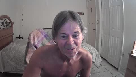 Snapshot of hewes1 chatting on 03-21-26, 08:19 hewes1 online show from 03-21-26, 08:19
