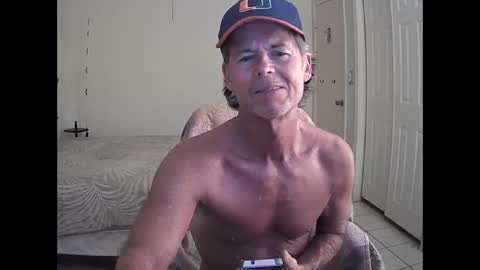 Snapshot of hewes1 chatting on 03-23-26, 11:31 hewes1 online show from 03-23-26, 11:31