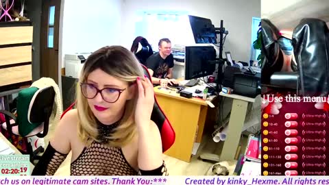 Snapshot of hexme_kinky_office chatting on 02-04-25, 09:38 hexme_kinky_office online show from 02-04-25, 09:38