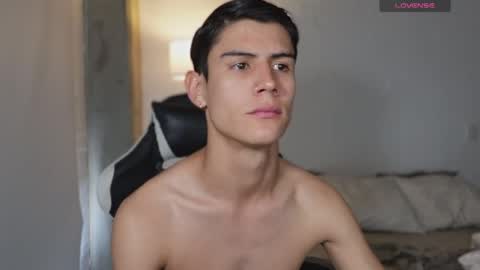 hey_cesard online show from 04-18-26, 03:27