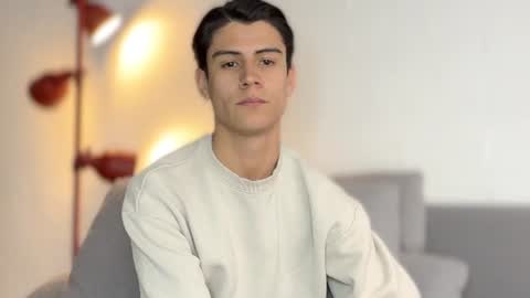 Snapshot of hey_cesard chatting on 06-15-26, 01:57 hey_cesard online show from 06-15-26, 01:57