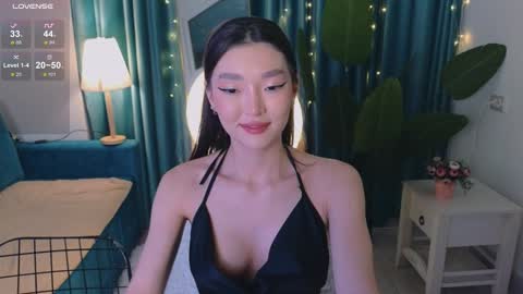 Audrey online show from 02-06-25, 03:31