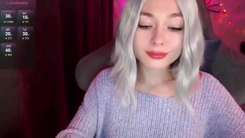  Nora  online show from 11-22-25, 08:46