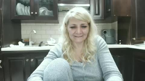 Snapshot of heyheygrey chatting on 06-24-26, 10:53 Heyheygrey online show from 06-24-26, 10:53