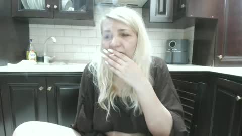 Snapshot of heyheygrey chatting on 07-08-26, 01:04 Heyheygrey online show from 07-08-26, 01:04