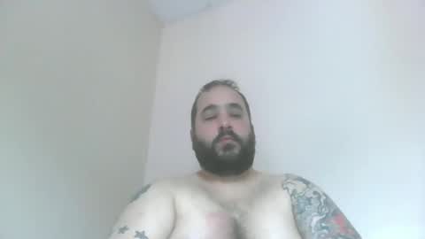 Snapshot of heyhoo111 chatting on 05-14-26, 03:19 heyhoo111 online show from 05-14-26, 03:19