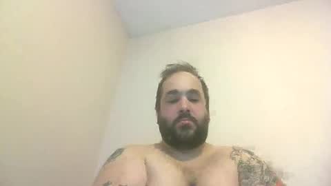 Snapshot of heyhoo111 chatting on 06-16-26, 03:25 heyhoo111 online show from 06-16-26, 03:25