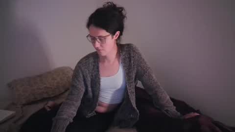 Snapshot of heythereada chatting on 02-22-25, 08:40 Ada Sophie online show from 02-22-25, 08:40