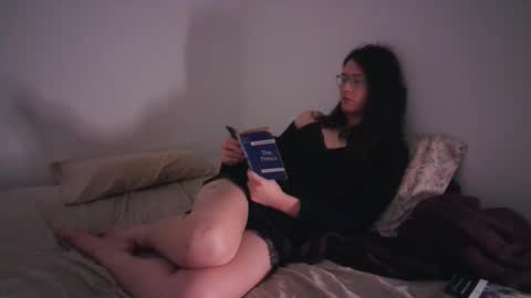 Snapshot of heythereada chatting on 03-03-25, 08:05 Ada Sophie online show from 03-03-25, 08:05