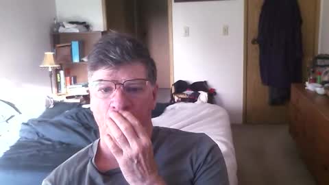 Snapshot of hg99too chatting on 05-18-26, 02:12 hg99too online show from 05-18-26, 02:12