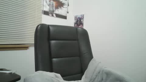 Snapshot of hghdea chatting on 03-10-25, 01:34 Highdea online show from 03-10-25, 01:34