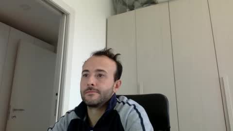 hhombre online show from 11-17-25, 10:32