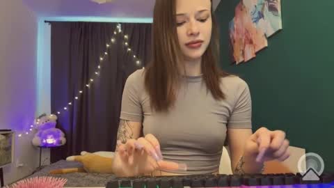 Snapshot of hhotbabyy chatting on 04-08-26, 10:26 Diana online show from 04-08-26, 10:26