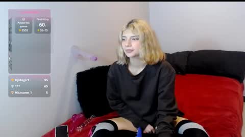 hi_scarlett online show from 12-17-24, 01:49