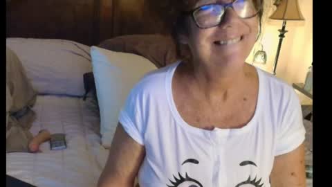 hidden_gold_milf online show from 07-14-26, 02:05