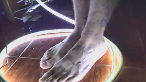 hideonbush online show from 09-12-25, 11:43