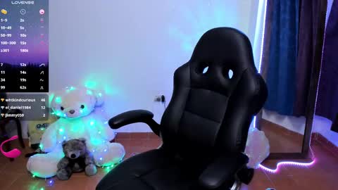 Diana online show from 02-13-25, 03:18