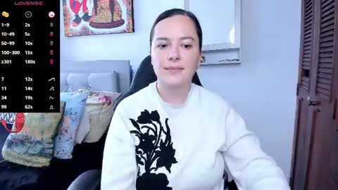 Snapshot of hidianapaola chatting on 06-18-26, 05:50 Diana online show from 06-18-26, 05:50