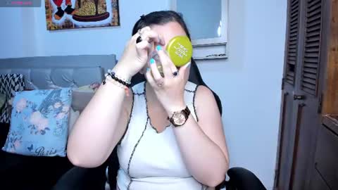 Snapshot of hidianapaola chatting on 06-28-26, 11:22 Diana online show from 06-28-26, 11:22