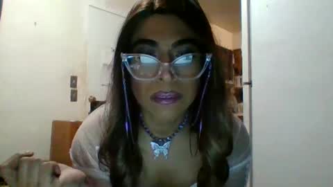 Snapshot of hihheelstranny chatting on 12-15-24, 08:41 hihheelstranny online show from 12-15-24, 08:41