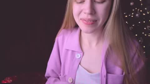 Chloe online show from 12-31-24, 03:34