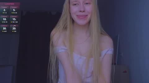 Chloe online show from 10-17-25, 12:14