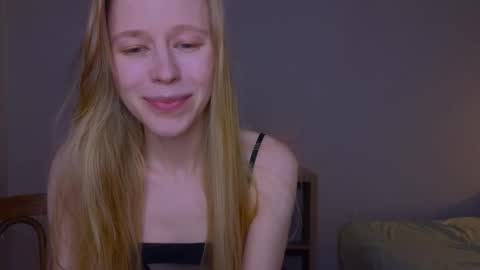 Chloe online show from 11-18-25, 11:15