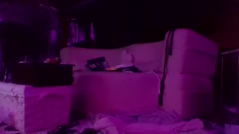 hiimz3 online show from 03-08-26, 06:17