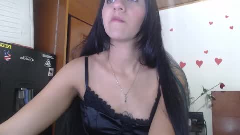 hilaril18 online show from 02-16-25, 01:03