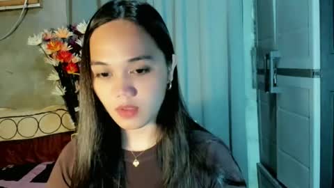 Snapshot of hilarymolly chatting on 06-29-26, 07:47 hilarymolly online show from 06-29-26, 07:47
