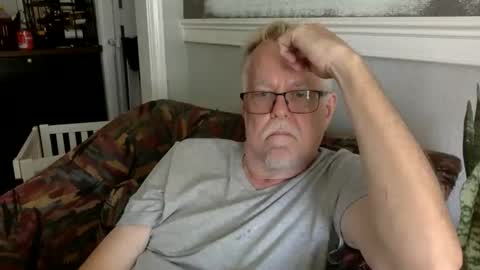 Snapshot of hillcountrydads chatting on 03-02-26, 10:38 TwoDaddies online show from 03-02-26, 10:38