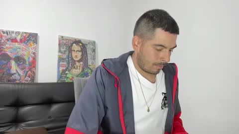 Snapshot of himoreno97 chatting on 10-20-25, 08:53 Hi moreno online show from 10-20-25, 08:53