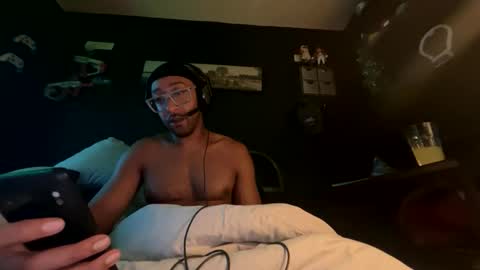 Snapshot of himthere_ chatting on 05-17-26, 03:04 himthere_ online show from 05-17-26, 03:04