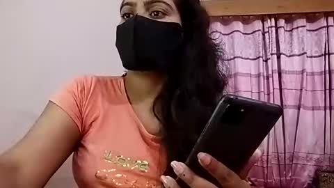 himuhimu22 online show from 05-26-26, 06:48
