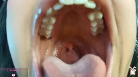 hinata online show from 04-16-26, 09:15