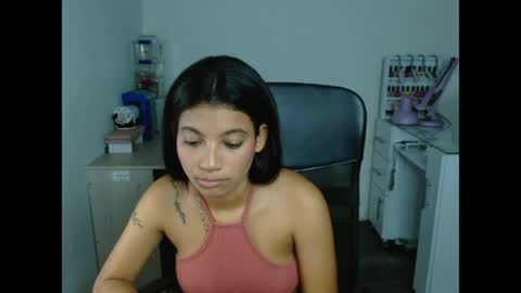 Snapshot of hinata_9 chatting on 05-20-26, 04:18 0600AM-1100AM - online show from 05-20-26, 04:18