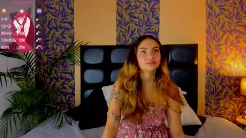 Snapshot of hinata_itachi chatting on 03-08-25, 09:18 FANE AND DAVID online show from 03-08-25, 09:18