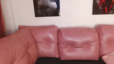 Snapshot of hinataleecs chatting on 10-07-25, 09:45 hinata lee online show from 10-07-25, 09:45