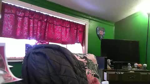 Snapshot of hippiedad333 chatting on 02-23-26, 09:56 hippiedad333 online show from 02-23-26, 09:56