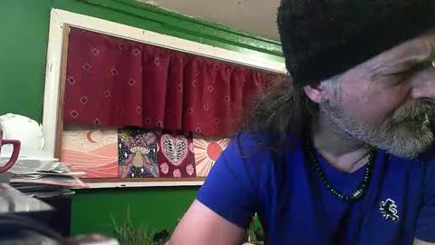 Snapshot of hippiedad333 chatting on 04-26-26, 01:58 hippiedad333 online show from 04-26-26, 01:58
