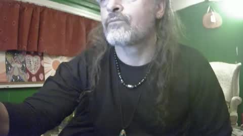 Snapshot of hippiedad333 chatting on 05-24-26, 05:12 hippiedad333 online show from 05-24-26, 05:12