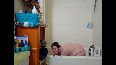 Snapshot of hippiesoul204 chatting on 12-07-24, 02:42 hippiesoul204 online show from 12-07-24, 02:42