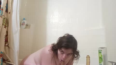 Snapshot of hippiesoul204 chatting on 01-24-25, 03:55 hippiesoul204 online show from 01-24-25, 03:55