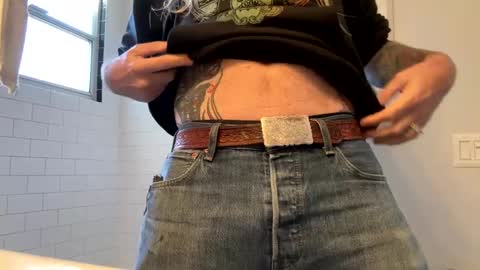 hippybiker online show from 01-19-25, 06:32